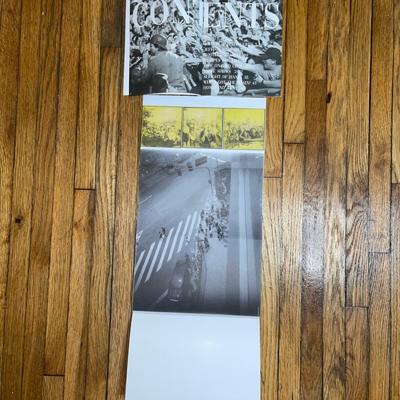 TWO BRAND NEW BOOKS FROM PEARL JAM( DEEP) - Picture 4 of 9